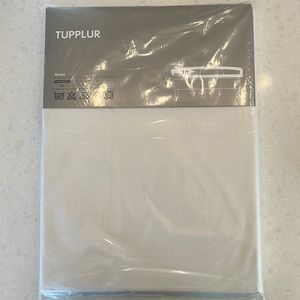 Queen fitted sheet, white